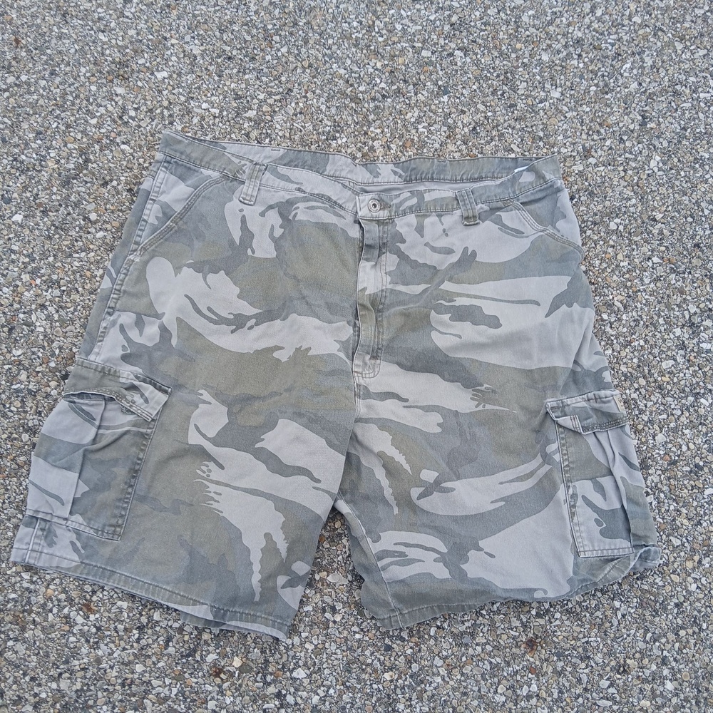 Wrangler Cargo Shorts Mens 42 Gray Camouflage Camo Canvas Utility Pockets